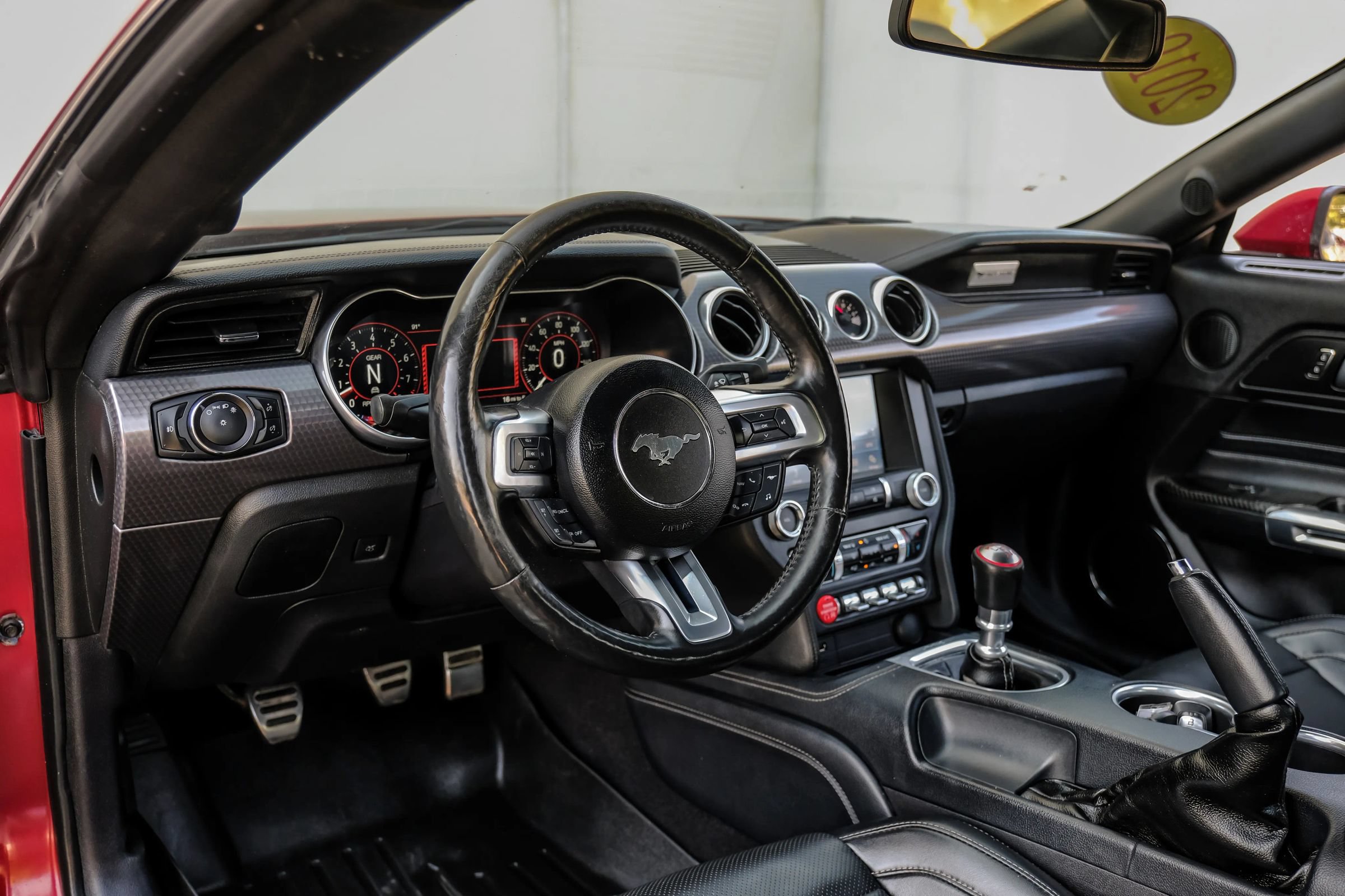 Used 2019 Ford Mustang GT Premium w/ GT Performance Package RWD image 3