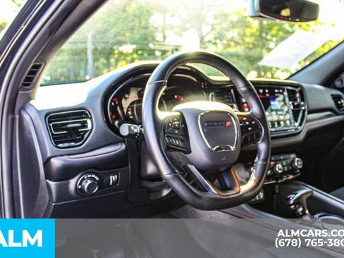 Used 2025 Dodge Durango GT RWD image 30