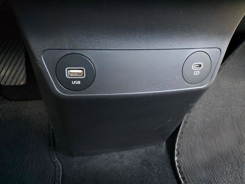 Used 2024 Kia EV6 Wind AWD/4WD image 35