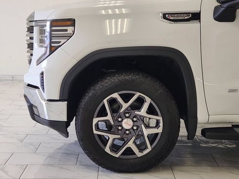 New 2026 GMC Sierra 1500 SLT AWD/4WD image 5