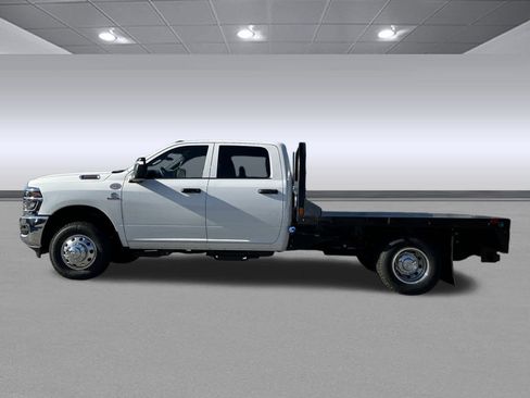 New 2026 RAM 3500 Tradesman w/ Chrome Appearance Group image 4