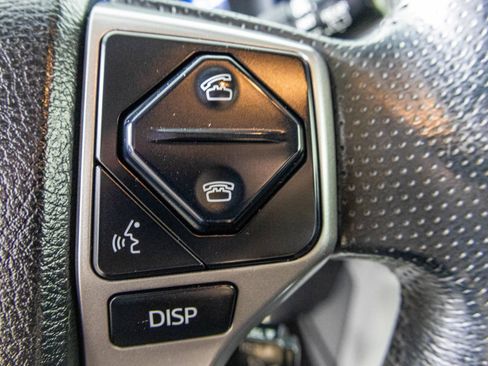 Used 2016 Toyota 4Runner SR5 AWD/4WD image 30