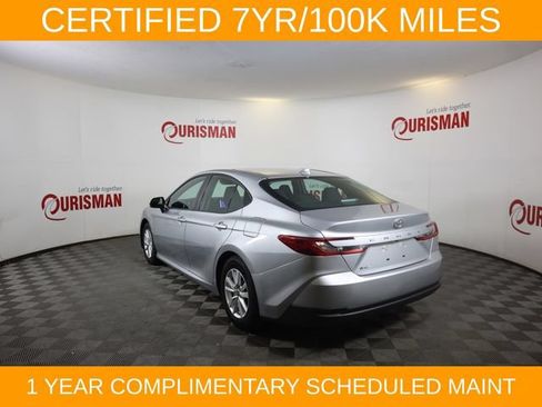 Used 2025 Toyota Camry LE w/ Convenience Package FWD image 6