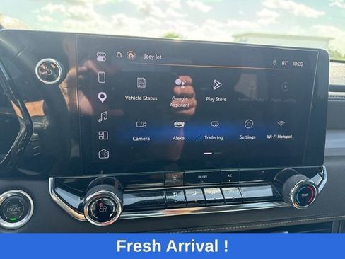 Used 2023 Chevrolet Colorado LT image 6