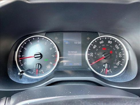 Used 2022 Toyota RAV4 XLE w/ Convenience Package FWD image 20