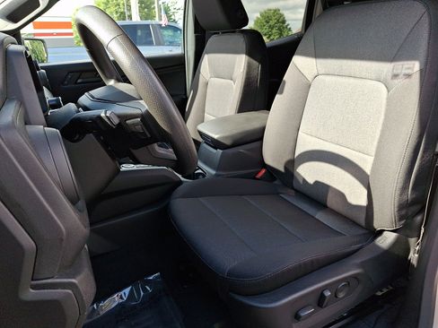 Used 2024 Chevrolet Colorado Trail Boss w/ Technology Package AWD/4WD image 13
