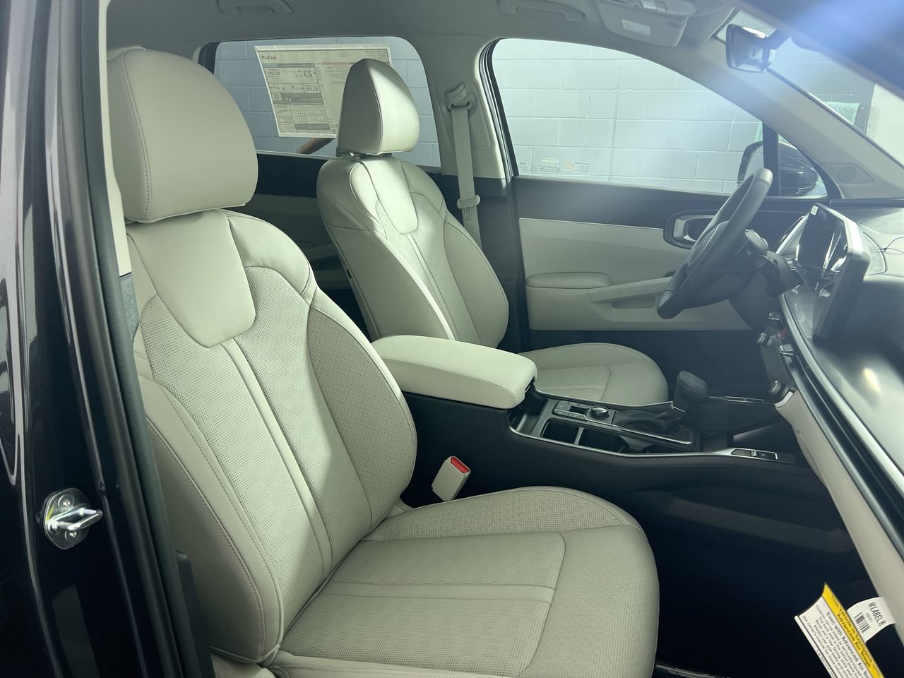 New 2026 Kia Sorento EX w/ EX Premium Package FWD image 25