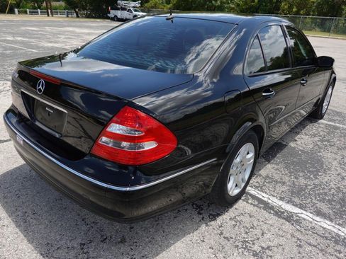 Used 2006 Mercedes-Benz E 350 Sedan image 7