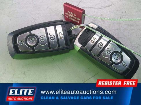 Used 2018 Ford Expedition Limited RWD image 21