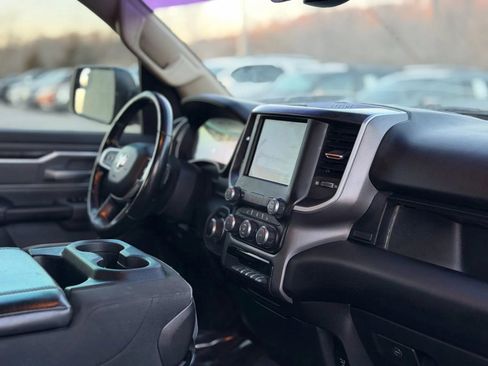 Used 2020 RAM 1500 Lone Star RWD image 12