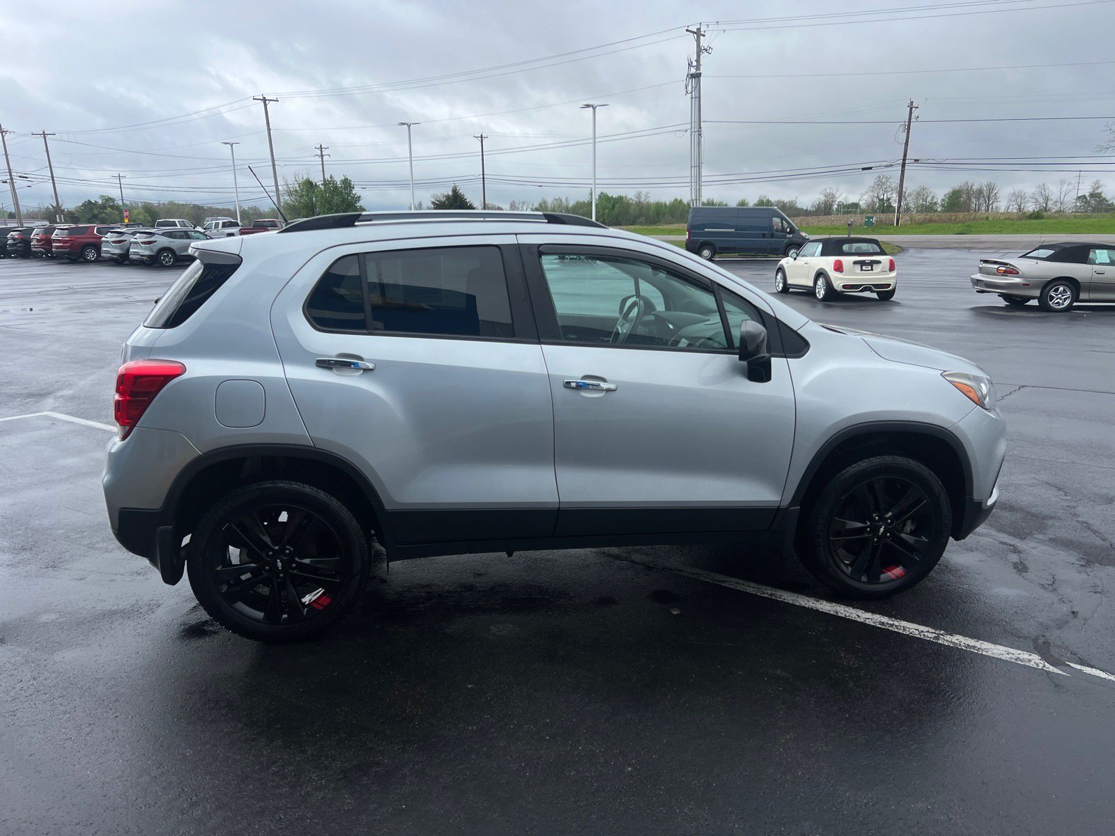 Used 2018 Chevrolet Trax LT w/ Redline Edition AWD/4WD image 6