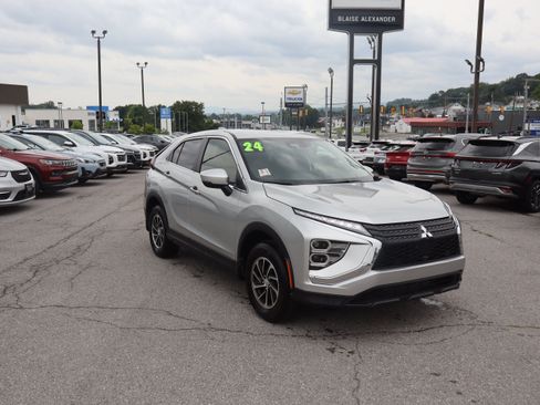 Used 2024 Mitsubishi Eclipse Cross ES AWD/4WD image 1