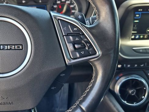 Used 2019 Chevrolet Camaro LT image 27