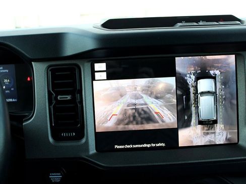 Used 2024 Ford Bronco Outer Banks image 28