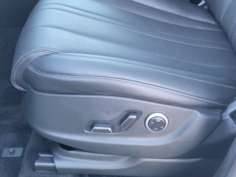 Certified 2026 Genesis GV80 2.5T image 14