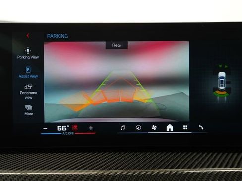 Used 2026 BMW X7 M60i image 32