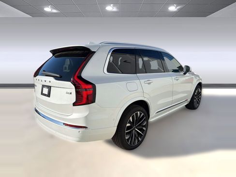 New 2026 Volvo XC90 B6 Ultra w/ Protection Package AWD/4WD image 9