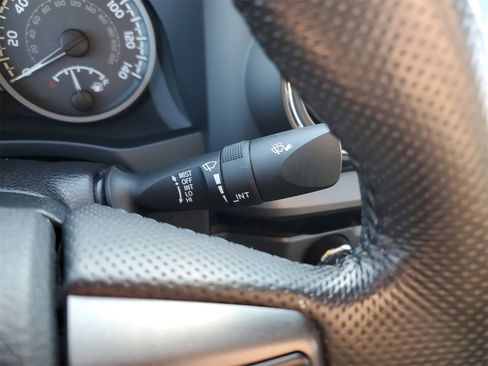 Used 2016 Toyota Tacoma TRD Sport image 23