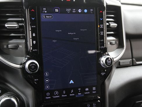 Used 2024 RAM 1500 Big Horn image 13