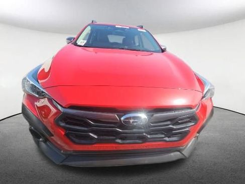Used 2024 Subaru Crosstrek 2.0i Premium AWD/4WD image 2