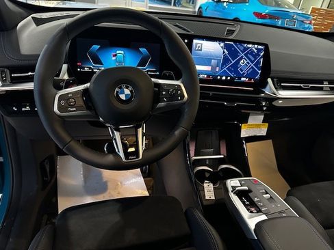 Certified 2025 BMW X1 xDrive28i w/ Technology Package image 12
