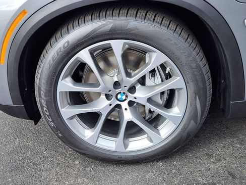 New 2026 BMW X5 xDrive50e w/ Climate Comfort Package AWD/4WD image 7