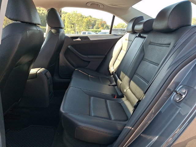 Used 2014 Volkswagen Jetta SE FWD image 17