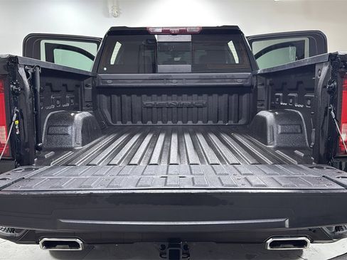 Used 2020 GMC Sierra 1500 Denali w/ Denali Ultimate Package image 16