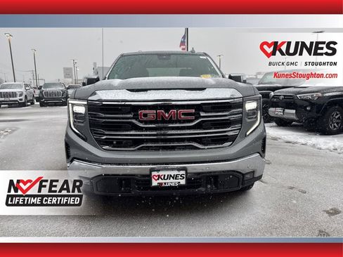 Used 2025 GMC Sierra 1500 SLT image 5