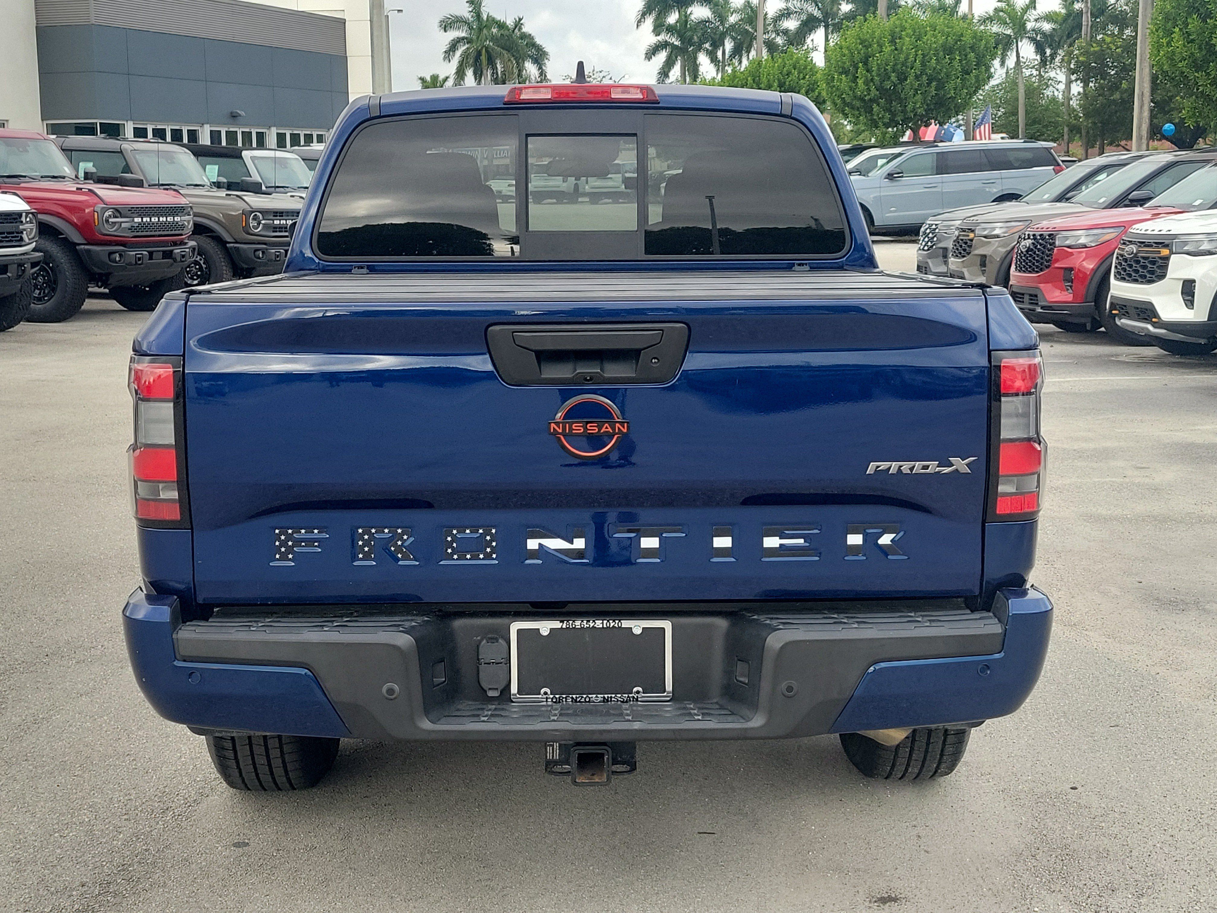 Used 2022 Nissan Frontier Pro-X RWD image 6