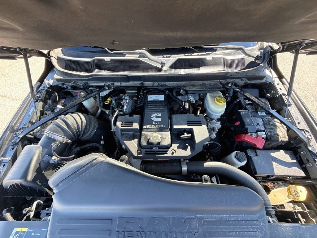 Used 2019 RAM 2500 Laramie AWD/4WD image 35