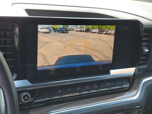 Used 2022 Chevrolet Silverado 1500 RST AWD/4WD image 25