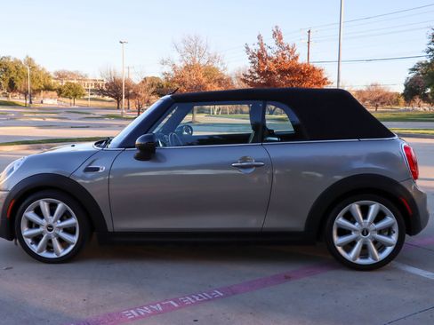 Used 2017 MINI Cooper S image 17