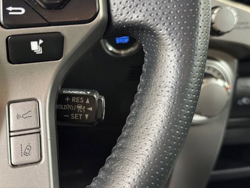 Used 2022 Toyota 4Runner SR5 image 35