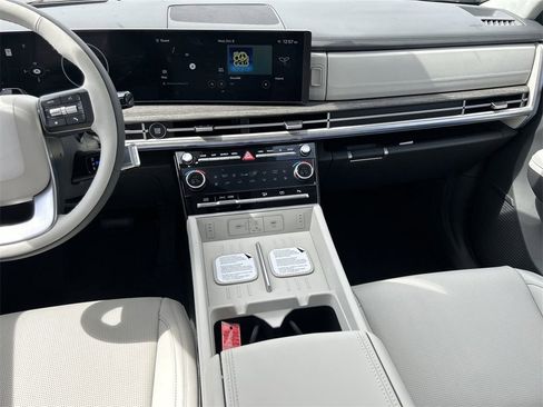 New 2026 Hyundai Santa Fe Calligraphy image 5