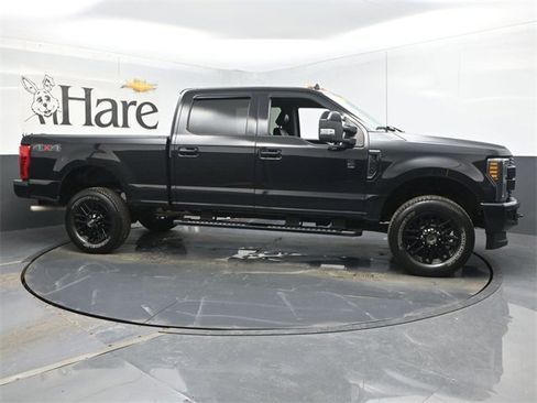 Used 2019 Ford F250 Lariat image 1