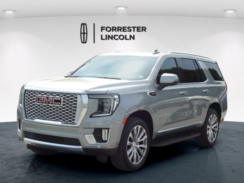 Used 2024 GMC Yukon Denali w/ Advanced Technology Package AWD/4WD image 7