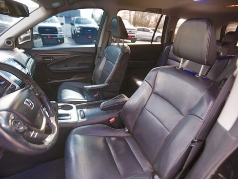 Used 2017 Honda Pilot EX-L image 5