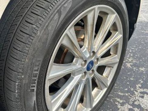 Certified 2018 Ford Edge Titanium w/ Equipment Group 301A FWD image 9