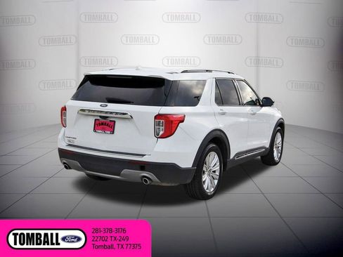 Certified 2022 Ford Explorer Limited w/ Limited Technology Package image 7