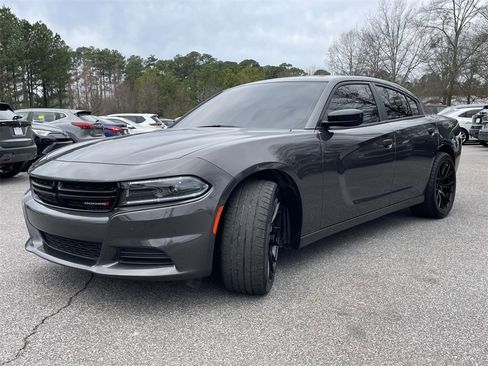 Used 2023 Dodge Charger SXT w/ Cold Weather Package image 7