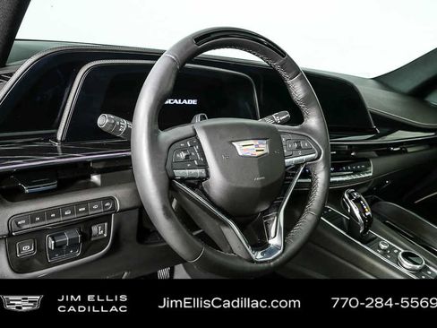 Used 2024 Cadillac Escalade Sport w/ LPO, ONYX Package image 4