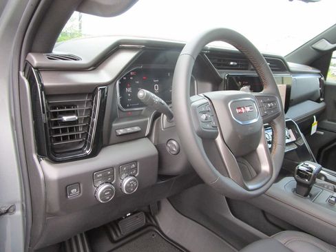 New 2026 GMC Sierra 1500 AT4 w/ AT4 Premium Package AWD/4WD image 35
