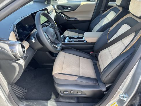 New 2026 Chevrolet Equinox ACTIV image 9