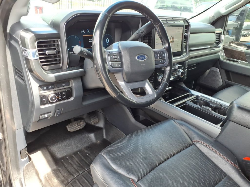 Used 2023 Ford F350 Lariat w/ FX4 Off-Road Package AWD/4WD image 23