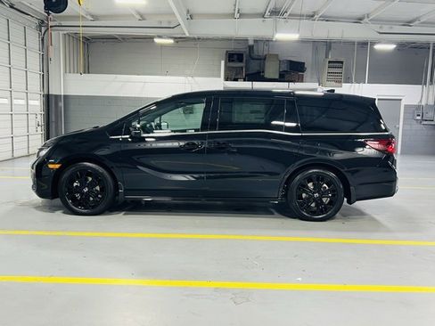 New 2026 Honda Odyssey Sport-L image 17
