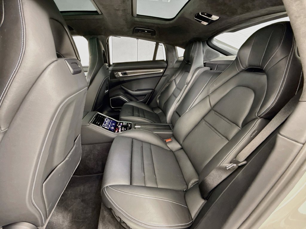 Certified 2023 Porsche Panamera Turbo S AWD/4WD image 24
