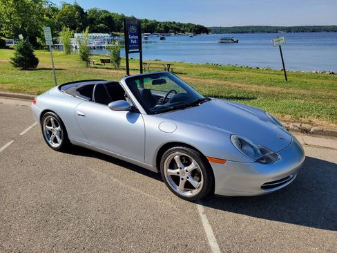 Used 2000 Porsche 911 Cabriolet image 17