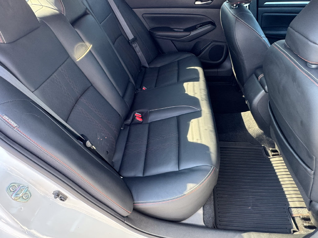 Used 2024 Nissan Altima 2.5 SR w/ SR Premium Package FWD image 18