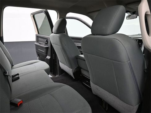 Used 2018 RAM 2500 Tradesman w/ Chrome Appearance Group image 20